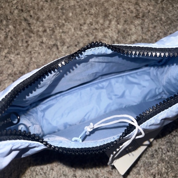 Baggu Mini Nylon Shoulder Bag - Picture 3 of 5